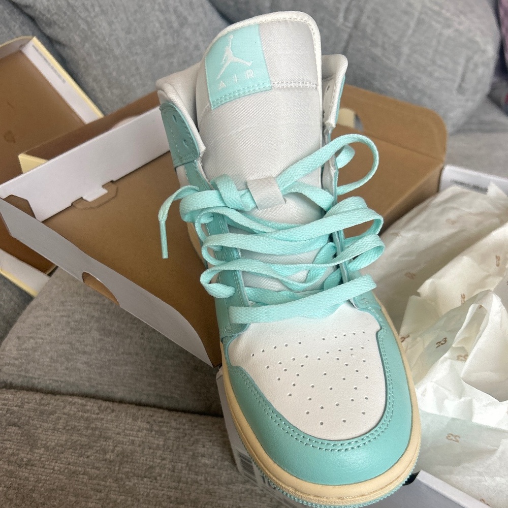 Air Jordan 1s